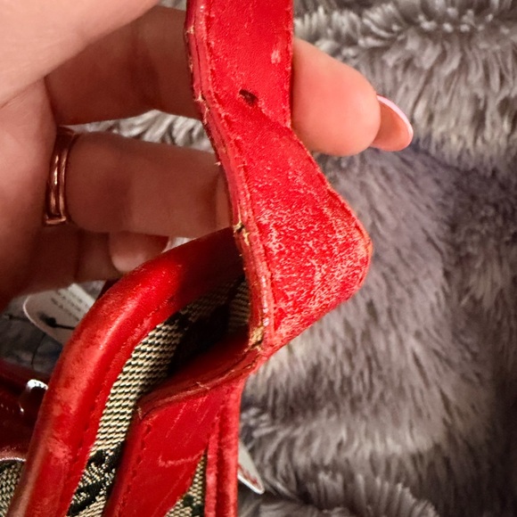 Gucci Red and Beige Shoulder Bag - Picture 7 of 14